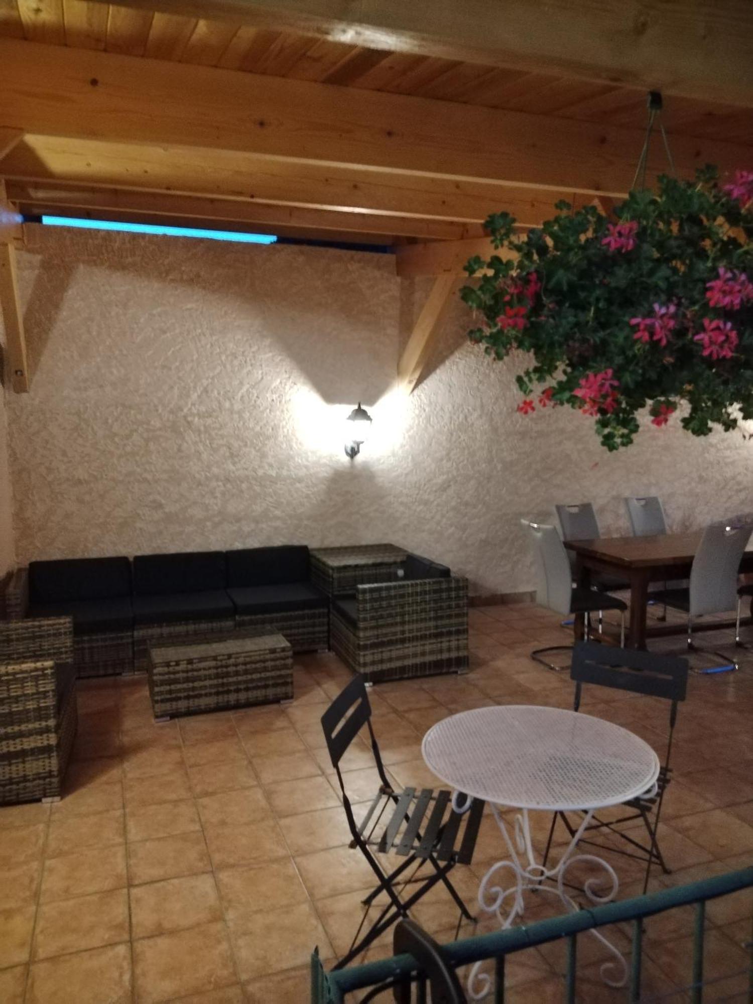 Rose Des Alpes Bed and Breakfast Serres  Exteriör bild